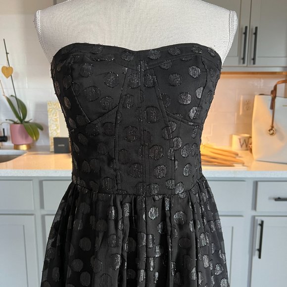 Guess Little Black Strapless Black Polka Dot Dress Twirl Worthy Skirt Size 8 - Picture 2 of 12